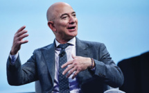 Jeff Bezos inaugure les voyages spatiaux de Blue Origin pour son départ d'Amazon