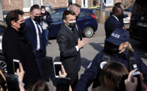 Macron giflé par un homme, la classe politique s'indigne
