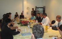 Edouard Fritch rencontre les étudiants polynésiens à Paris