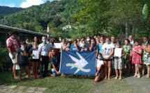 ​Les collégiens veillent sur la baie de Cook