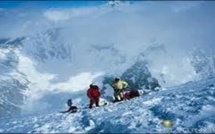 Deux Néo-zélandais portés disparus sur le K2, arrêt des recherches pour trois Espagnols
