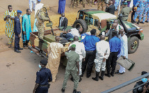 Mali: tentative d'assassinat manquée du président de transition lors de la prière de l'Aïd