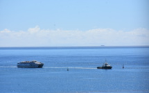 ​L’Aremiti 5 tombe en panne entre Tahiti et Moorea