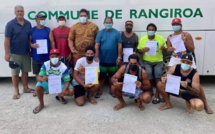 L'encadrement du va'a enseigné à Rangiroa