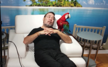 Un perroquet au tribunal administratif