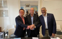 Signature du marché pour le câble aux Australes