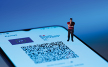 Le QR code du pass sanitaire de Macron diffusé, les suspects "identifiés", selon la Cnam
