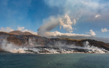 Volcan aux Canaries: nouvelle coulée de lave très liquide sur l'île de La Palma