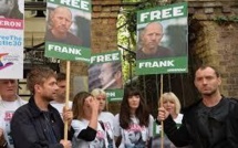 Greenpeace : Jude Law et Damon Albarn parmi les manifestants à Londres