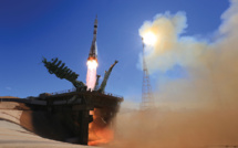 Une équipe russe arrive à l'ISS pour tourner le premier film en orbite