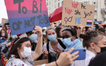 Homophobie: l'Assemblée unanime contre les "thérapies de conversion"