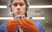 Faux positifs: une entreprise australienne rappelle 200.000 tests de dépistage du Covid