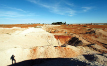 Deux jeunes retrouvés vivants après plusieurs jours dans l'outback australien