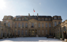 Sondages de l'Elysée: le tribunal impose à Sarkozy de se présenter comme témoin