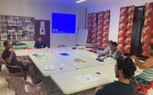 Mangareva mène la chasse aux déchets perlicoles