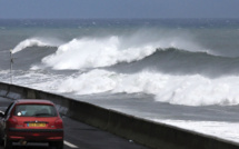 La Réunion: surcoût et retard pour la très attendue nouvelle route du littoral