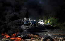 Nouvelles violences en Guadeloupe, policiers et pompiers visés par des tirs en Martinique