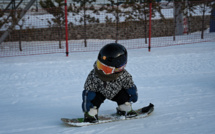 Chine: un bébé de 11 mois, snowboardeuse et star du net