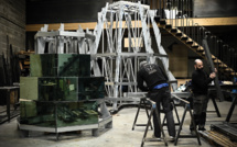 Pour Noël à Bordeaux, pas "d'arbre mort" mais un sapin de verre et d'acier