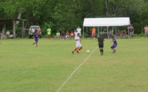 Mira solide leader à Moorea