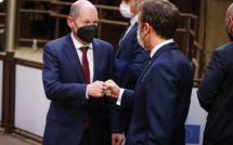 Covid: la France n'imposera pas de tests avec les pays de l'UE, dit Macron