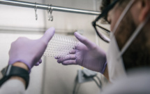 Omicron déferle, les règles d'isolement allégées pour éviter la paralysie