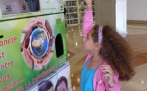 A Drancy, un robot s'occupe des poubelles des locataires