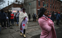 Etats-Unis: 13 morts, dont sept enfants, dans l'incendie d'un immeuble à Philadelphie