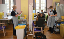 Covid: Omicron réduit de 69% les risques d'hospitalisation (autorités norvégiennes)