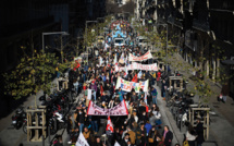 Grève massive dans l'éducation face à la valse des protocoles Covid