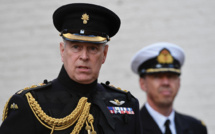 Menacé de procès, le prince Andrew perd ses titres militaires