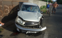 Paea: Violent choc frontal entre deux véhicules