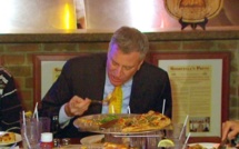 Manger sa pizza avec une fourchette? Crime de lèse-majesté à New York