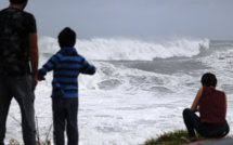 La Réunion passe en alerte rouge à l'approche du cyclone Emnati