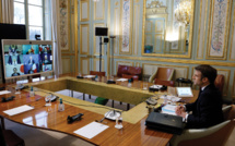 Ukraine: Macron promet des sanctions "sans faiblesse" contre la Russie