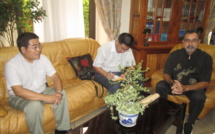 Visite de courtoisie au CESC : Angelo Frebault a reçu le Consul de Chine à Papeete