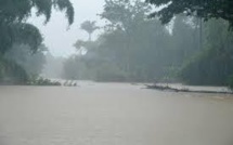 Cyclone Edna en Calédonie: un mort et un enfant diparu