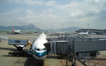 Hong Kong lèvera l'interdiction de vols en provenance de neuf pays en avril