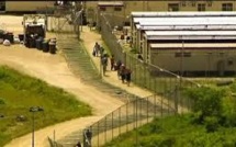 Un mort et 77 blessés dans un centre de rétention australien