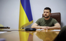 Ukraine: bombardements à Tcherniguiv et Marioupol, le Kremlin douche les espoirs de "percée"