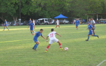 Tohiea loupe le coche à Moorea
