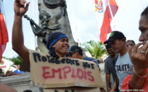 Manifestation à Papeete : L. Beffre reçoit les syndicats