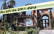 Un incendie soudain détruit une vingtaine de maisons luxueuses sur la côte californienne