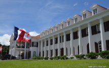 Edouard Fritch, de retour à la maison à Pirae