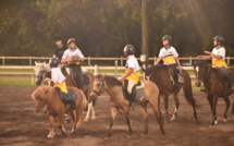 16 cavaliers en herbe aux championnats de France de horse-ball