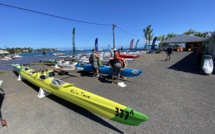 La forte houle oblige la Tahiti Nui Va'a à modifier son parcours