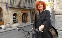 Décès de l'écrivaine Régine Deforges, auteur de "La bicyclette bleue"