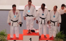 Thierry VITIELLI de l'EJJP de Moorea médaille d'argent au Tournoi Masters international de Tours en judo