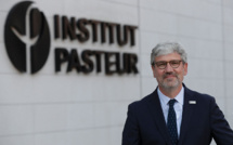 Covid: les hospitalisations vont encore monter les prochains jours, selon des estimations de Pasteur