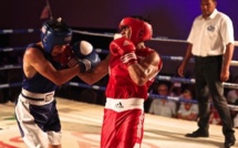 Boxing Explosion International – Roger Waoute bat Manny Florès dans le ‘main event’